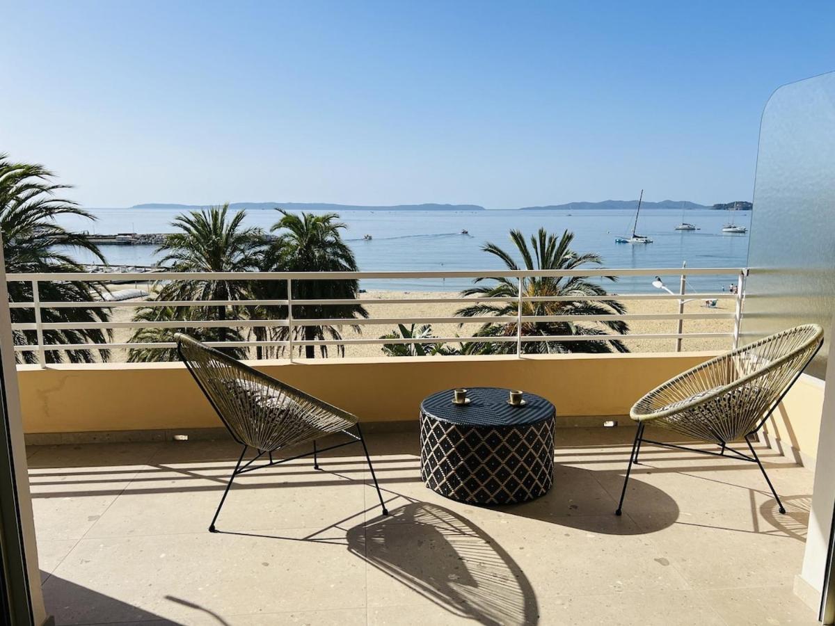 לה לבאנדו Appartement T3 Lumineux Traversant Totalement Neuf En Face De La Plage Front De Mer Vue Sur Les Iles Vue Mer Panoramique Assuree Residence De La Plage Centre Ville Du Lavandou 3Eme Etage Avec Ascenseur Appartement T3 מראה חיצוני תמונה