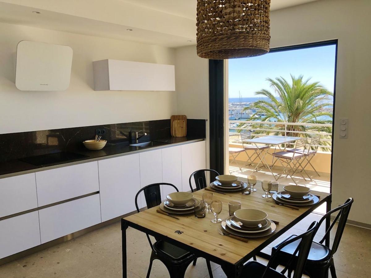 לה לבאנדו Appartement T3 Lumineux Traversant Totalement Neuf En Face De La Plage Front De Mer Vue Sur Les Iles Vue Mer Panoramique Assuree Residence De La Plage Centre Ville Du Lavandou 3Eme Etage Avec Ascenseur Appartement T3 מראה חיצוני תמונה